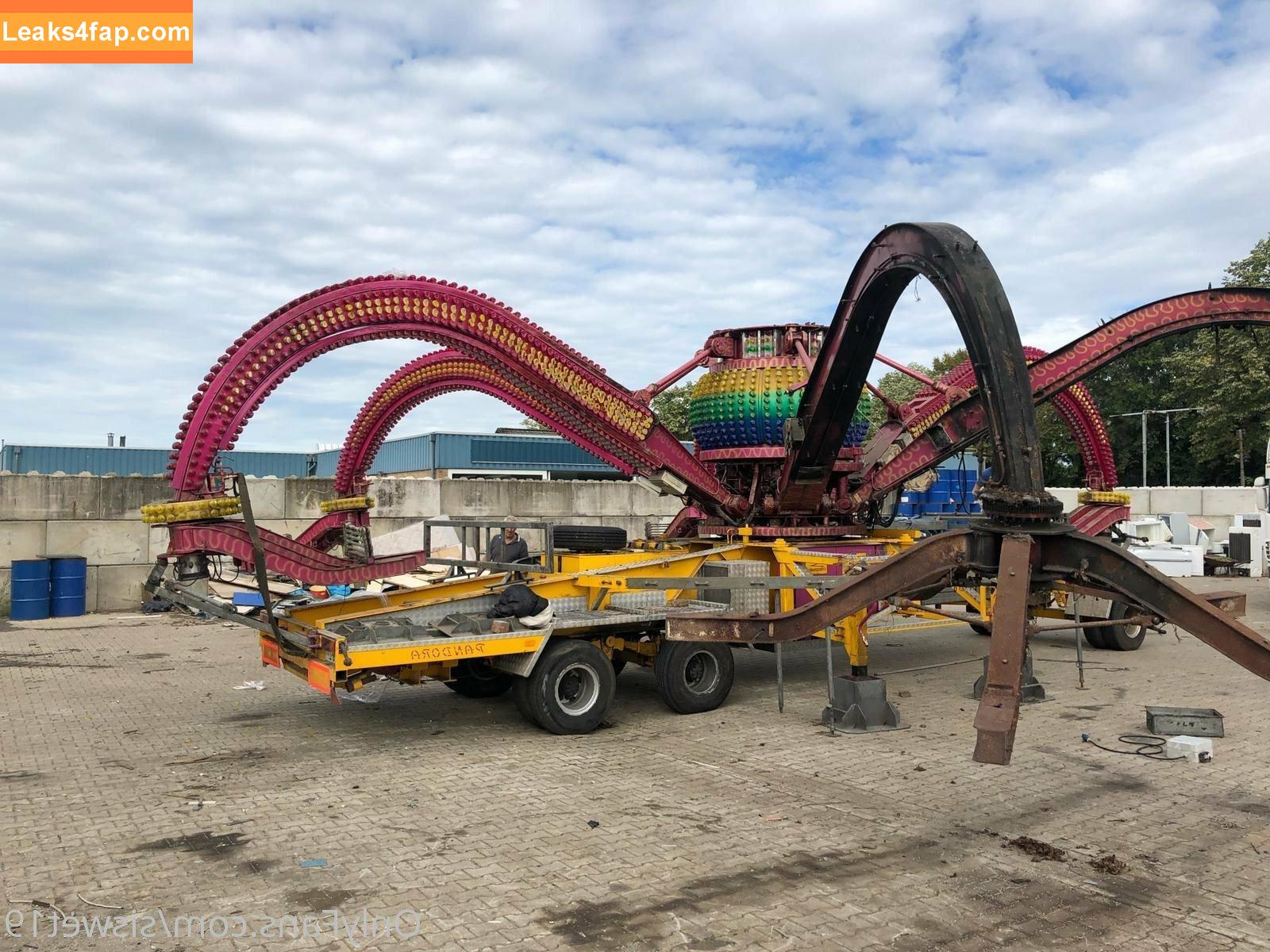 siswet19 / Siswet / siswetofficial слитое фото фото #0168