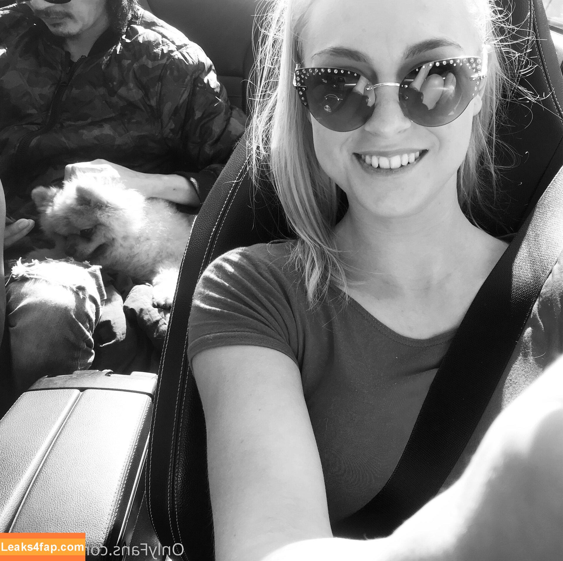 siswet19 / Siswet / siswetofficial leaked photo photo #0347