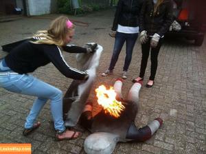 siswet19 photo #0088