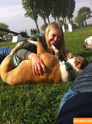 siswet19 photo #0501