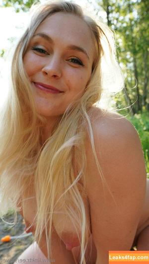 siswet19 photo #0889