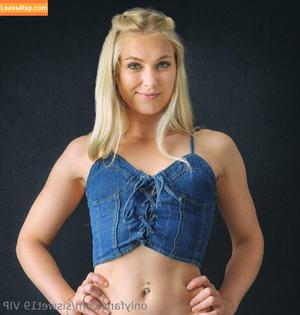 siswet19 photo #1539