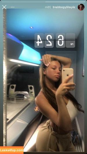 Skye Goddard photo #0002