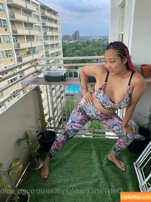 skyelikesitrough_solo photo #0014