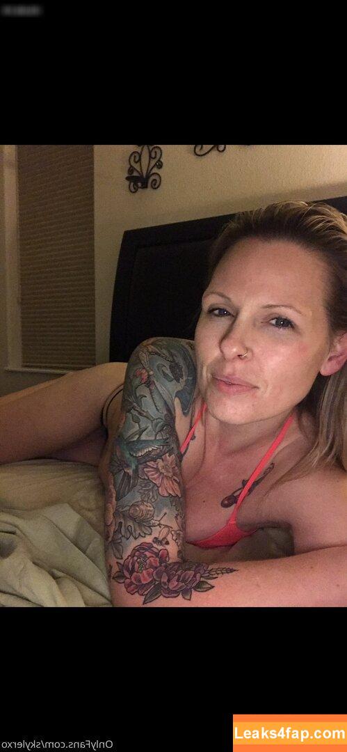 SkylerXO / XOXOSkyler1 / _skyler_xo / snackingwithskyler leaked photo photo #0061