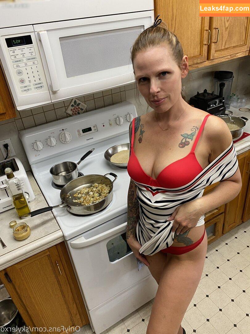 SkylerXO / XOXOSkyler1 / _skyler_xo / snackingwithskyler слитое фото фото #0084