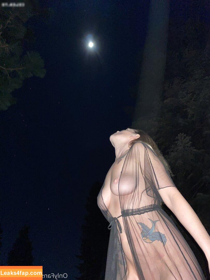 SkylerXO / XOXOSkyler1 / _skyler_xo / snackingwithskyler leaked photo photo #0145