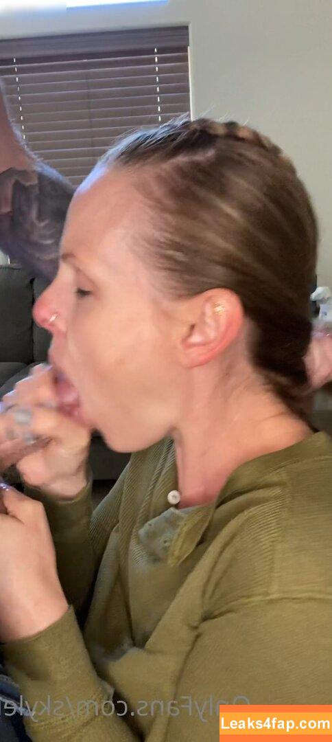SkylerXO / XOXOSkyler1 / _skyler_xo / snackingwithskyler leaked photo photo #0461