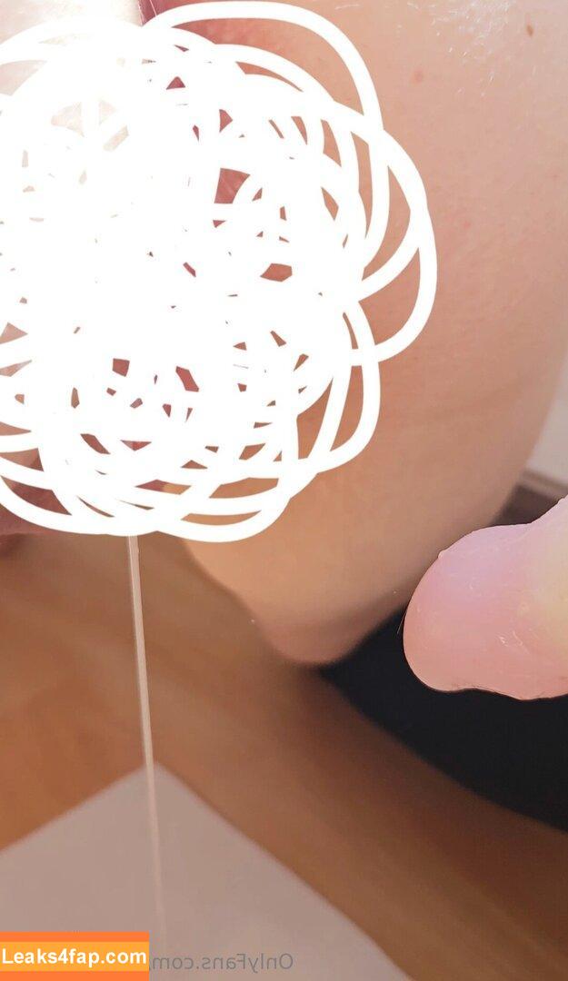 snksnowflake / snk.snowflake leaked photo photo #0010