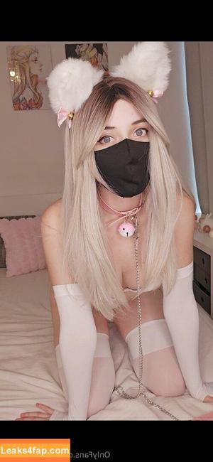 snksnowflake photo #0003