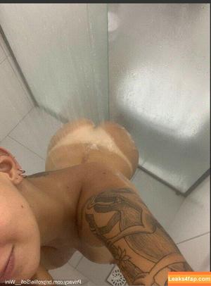 Sofi Wini photo #0003