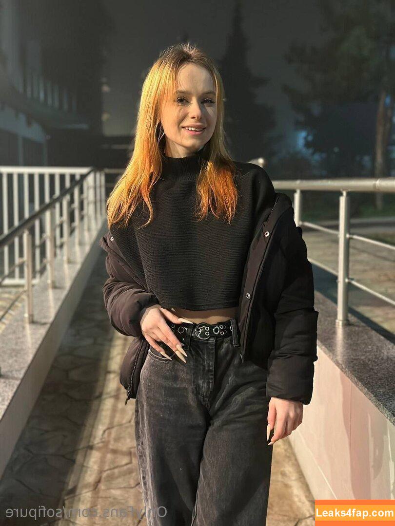 sofipure / sofifrenchfry leaked photo photo #0019