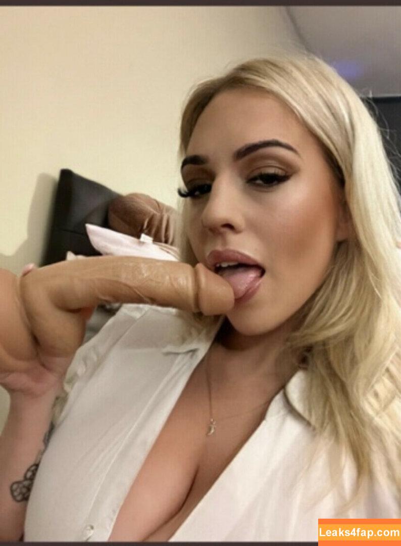Sonaboner / Ninetales / Rachel Dean / Rellierae / Xrellie / relliensfw leaked photo photo #0005
