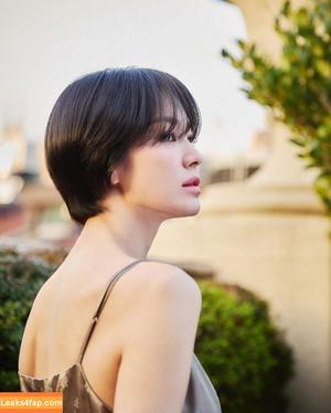 Song Hye-kyo photo #0034