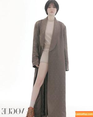 Song Hye-kyo photo #0038