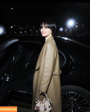 Song Hye-kyo photo #0045