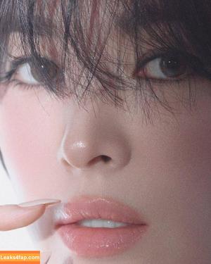 Song Hye-kyo photo #0047