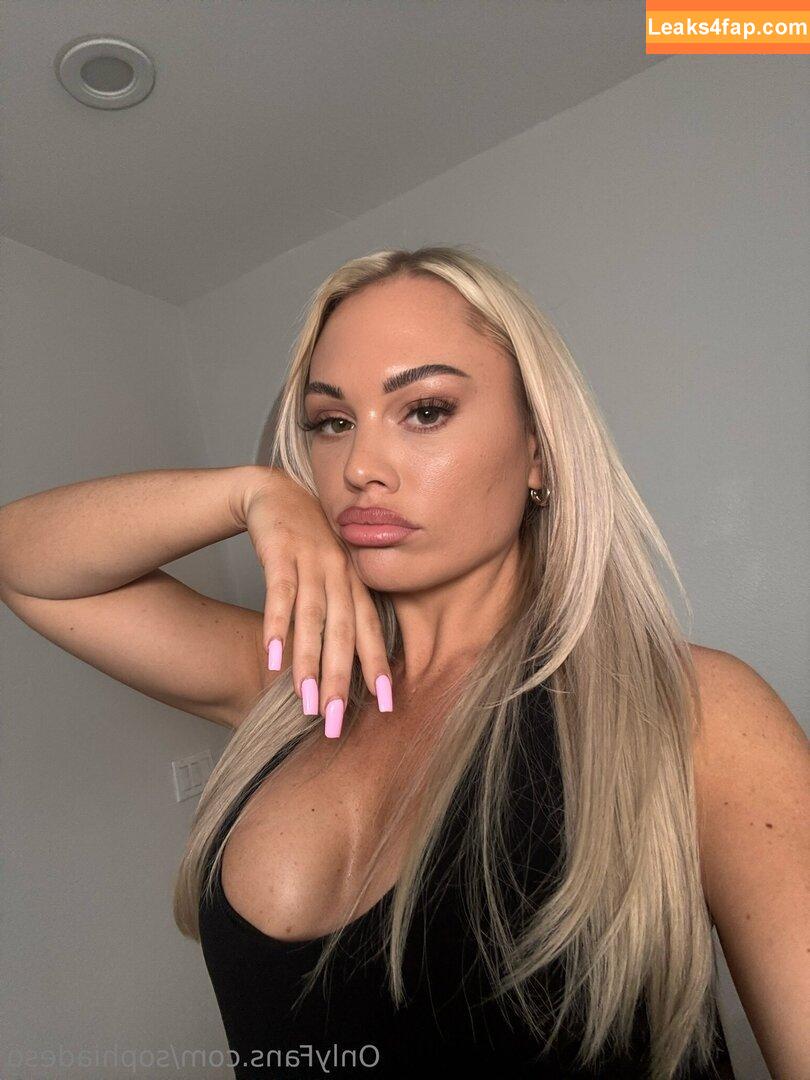 sophiadeso / sophiaaturner leaked photo photo #0021