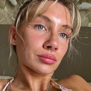 sophieenicolee_ photo #0006