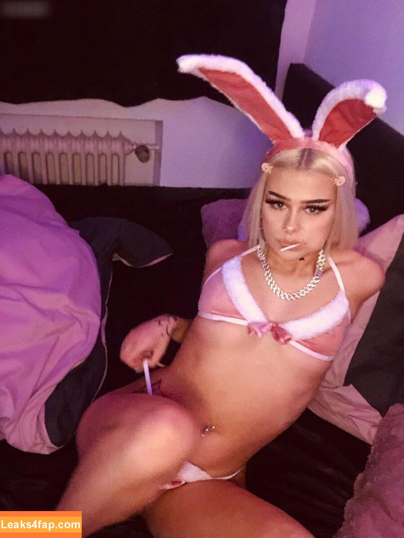 Sophioshh / soph.ioshhh / sophioosh leaked photo photo #0025