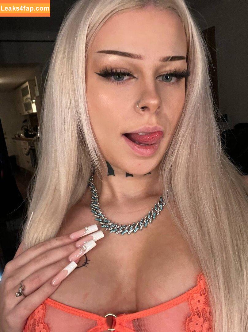 Sophioshh / soph.ioshhh / sophioosh leaked photo photo #0116