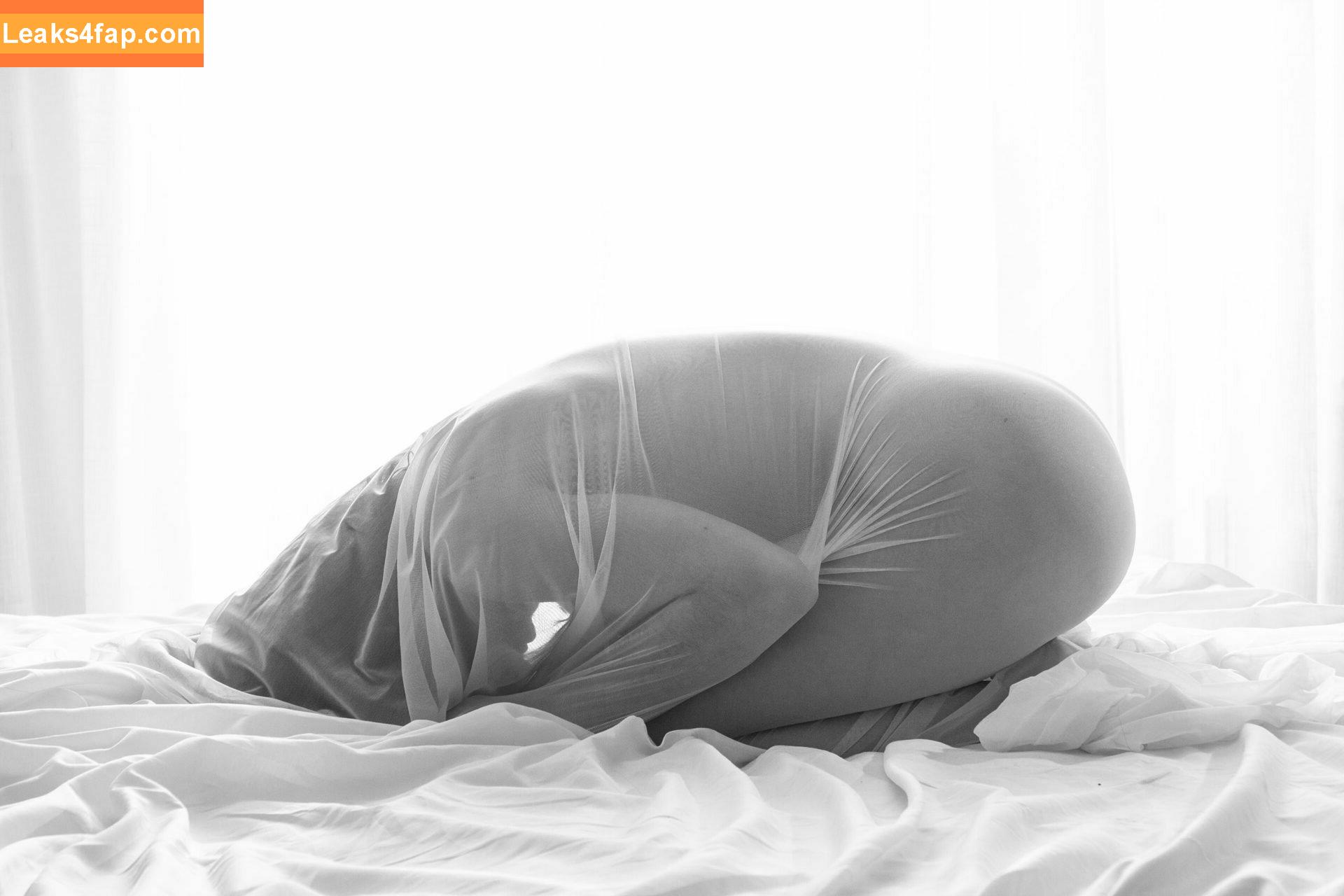 Soraia Gaia / Jackeline Paiva / Pequenapaivaa / gaiaasoraia leaked photo photo #0029
