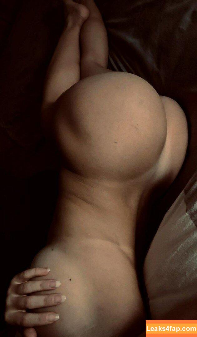 Soraia Gaia / Jackeline Paiva / Pequenapaivaa / gaiaasoraia leaked photo photo #0042