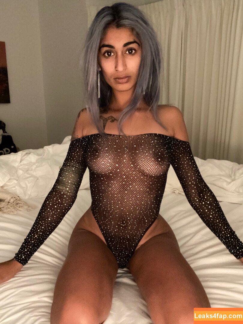 Sparklebaby_x / Baby Kayy / Goldenbby / gxldenbxbyy leaked photo photo #0007