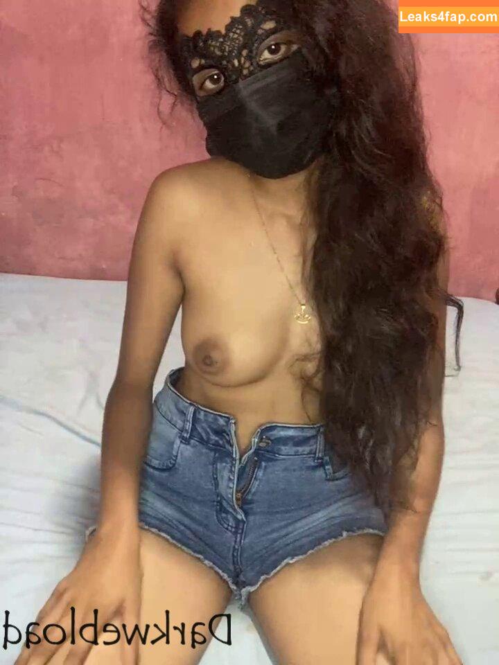 Sri Lanka / Sri Lankan Girls / hashini.guruge / poojaniperera leaked photo photo #0078