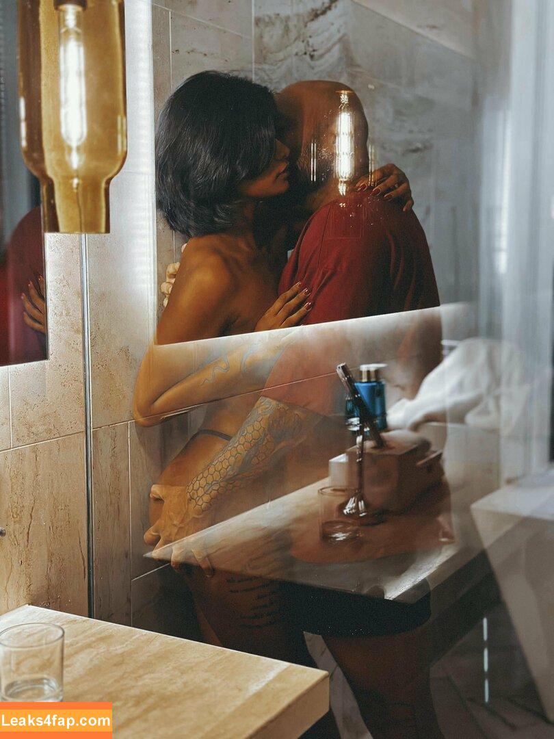Sri Lanka / Sri Lankan Girls / hashini.guruge / poojaniperera слитое фото фото #0107