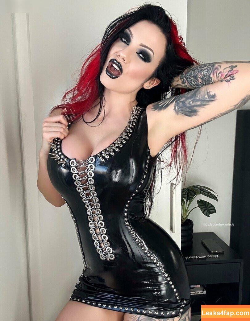 Starfuckedmodel /  leaked photo photo #0122
