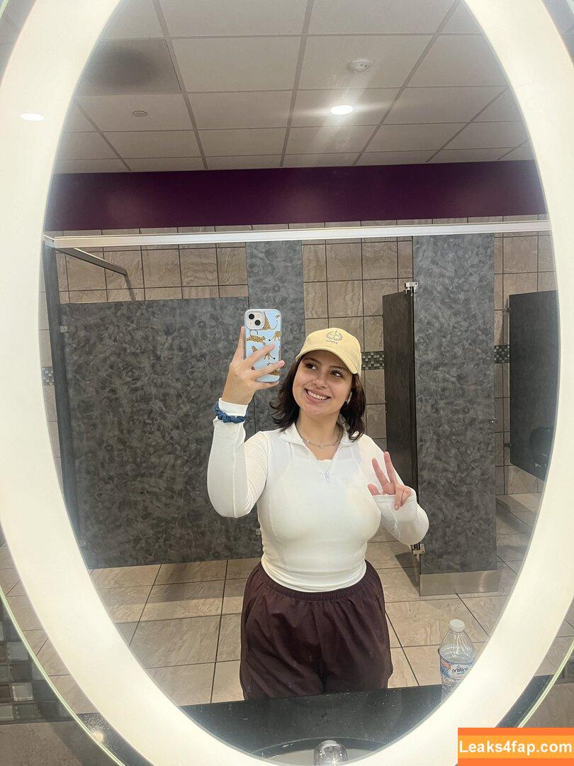 steph / cyberstephanie / justsumsexygirl / stephencurry30 leaked photo photo #0009
