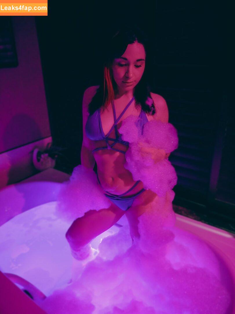 SunfyreTv leaked photo photo #0336