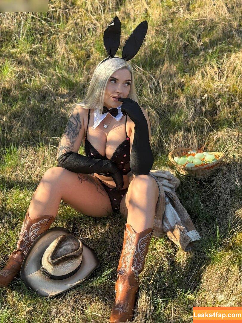 sunshineblondie /  leaked photo photo #0001
