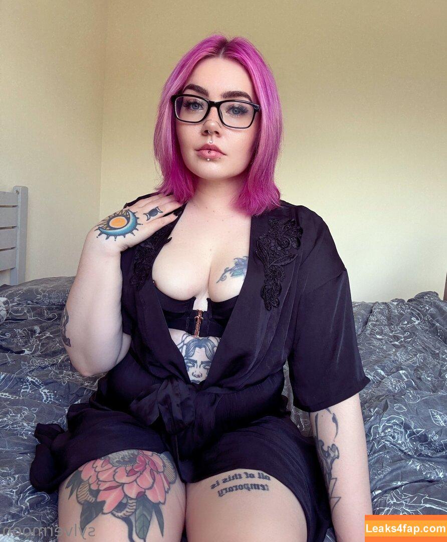 sylvermoon / sylver.moon leaked photo photo #0241