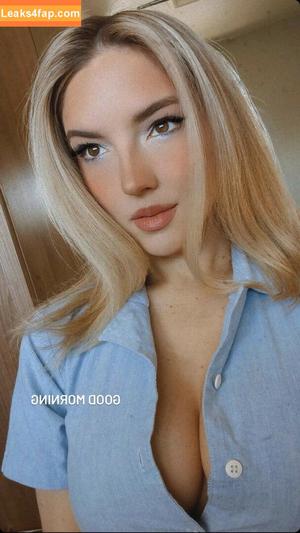 Taalia Vess photo #0033