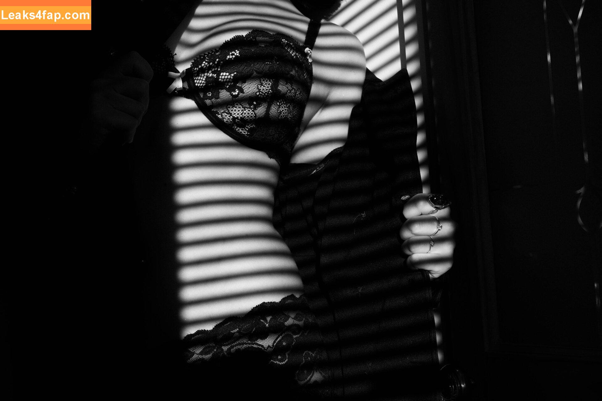 taliasati / https: leaked photo photo #0060