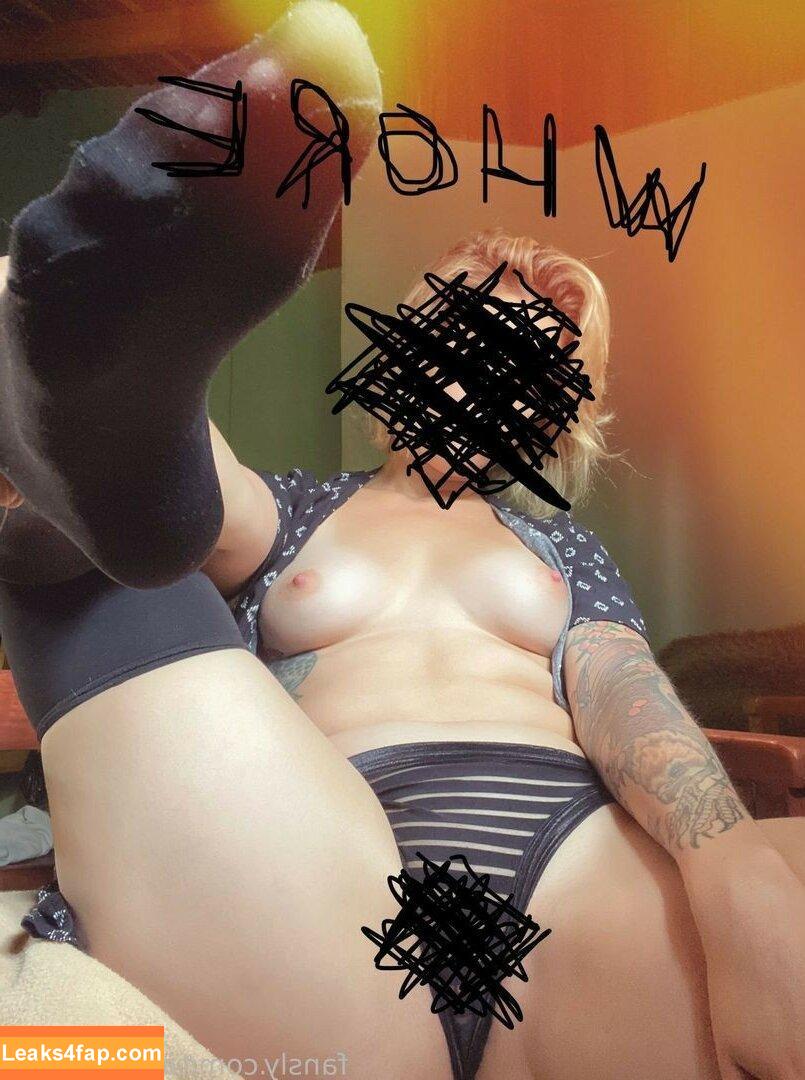 tankiemcgee / tank.mcgee / titsmcgeexo leaked photo photo #0005