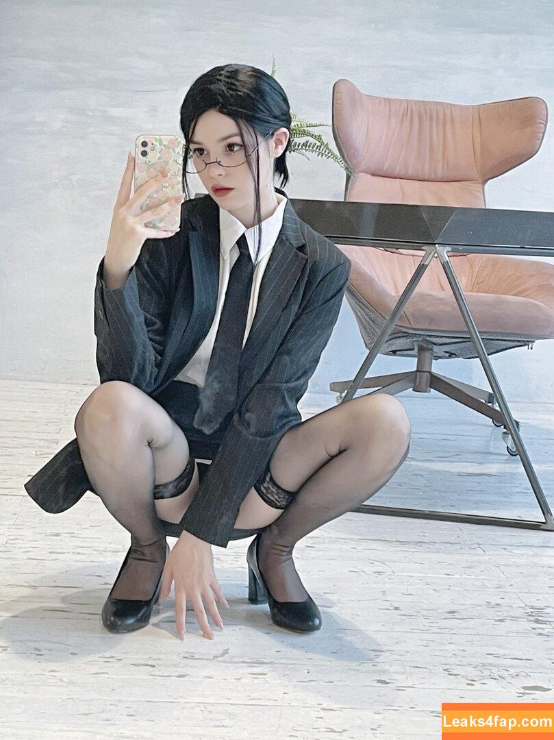 tenletters / _tenletters_ leaked photo photo #0380