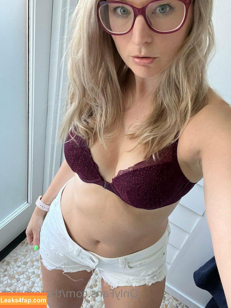 thaternurse / adele_raines / dermalinz leaked photo photo #0018