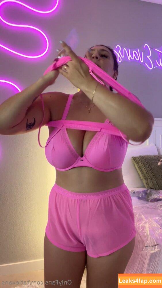 thatgirltati_ / https: / thtgirltali / xoxo_t leaked photo photo #0221