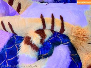 thatyellowkitty photo #0017