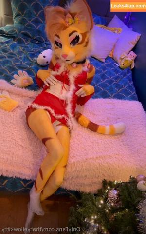 thatyellowkitty photo #0023
