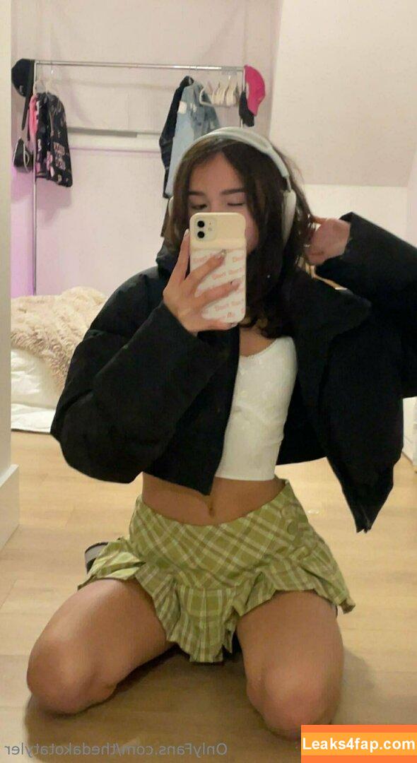 thedakotatyler /  leaked photo photo #0027