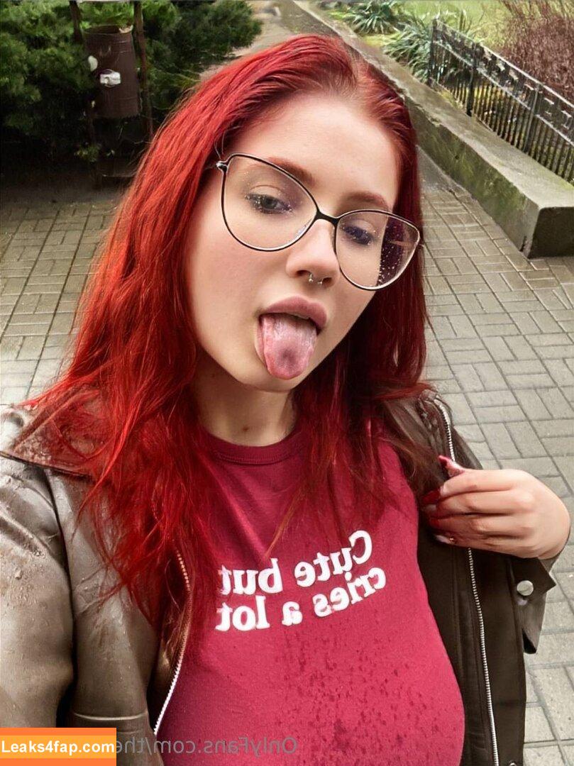 thegingerkay / TheDoublePlaye / livelikeadaylily leaked photo photo #0085