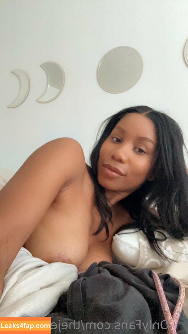 thejennafoxx / therealjennafoxx_ leaked photo photo #0006