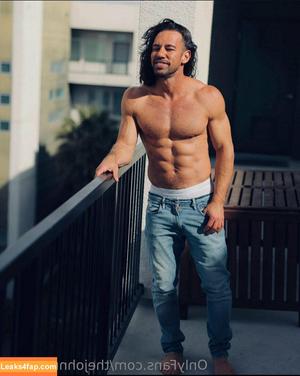 thejohnnycastle photo #0029