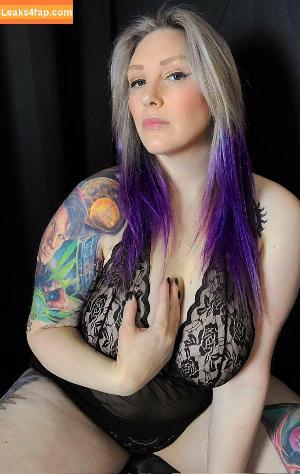 themoistqueen photo #0029