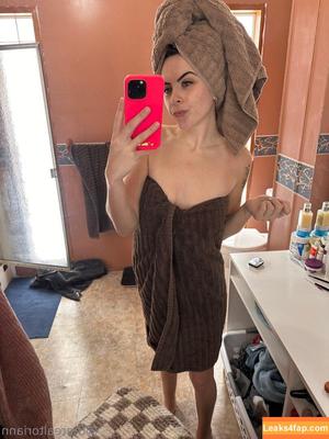 therealtoriann photo #0049
