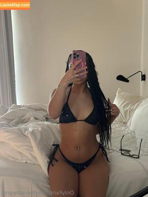 therealwynni photo #0011
